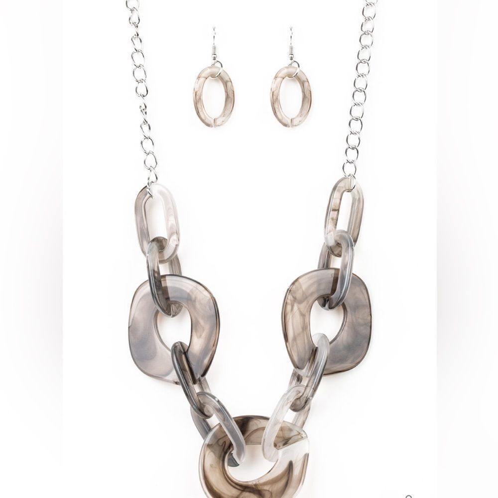 Grey and brown marble acrylic ring necklace and earrings - Picture 2 of 3